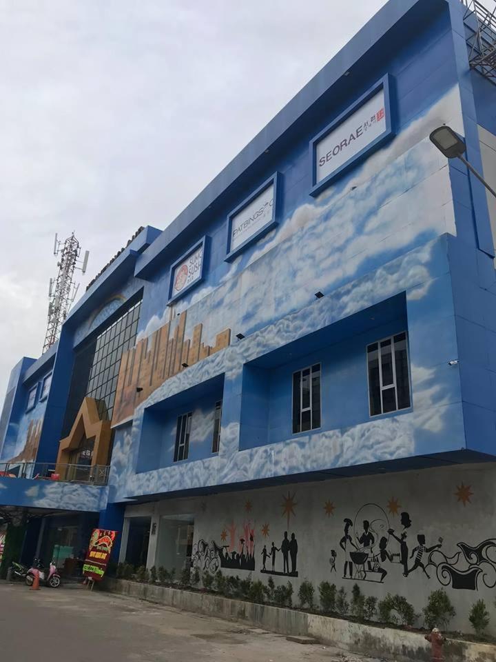 Heavenly Land Family Hotel 팔렘방 외부 사진
